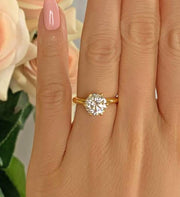 Elegant Silver Solitaire Ring (Adjustable)